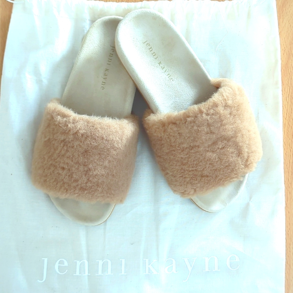 Shearling slide sandal